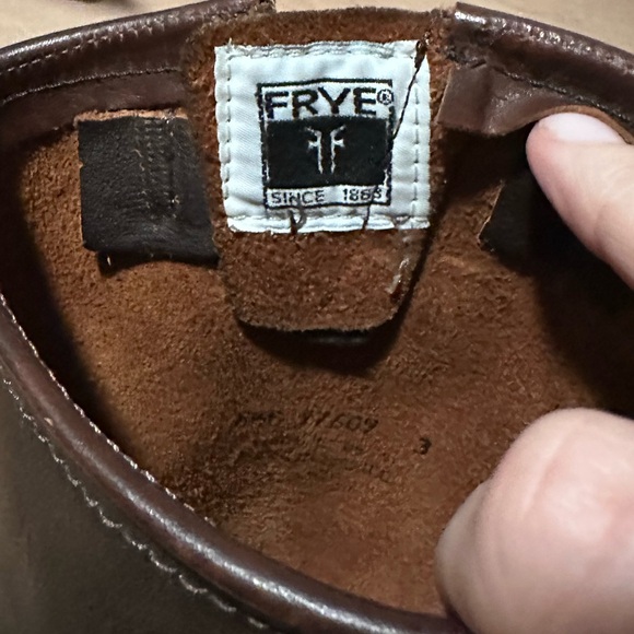 Frye Veronica Boot in brown distressed leather - Picture 6 of 8